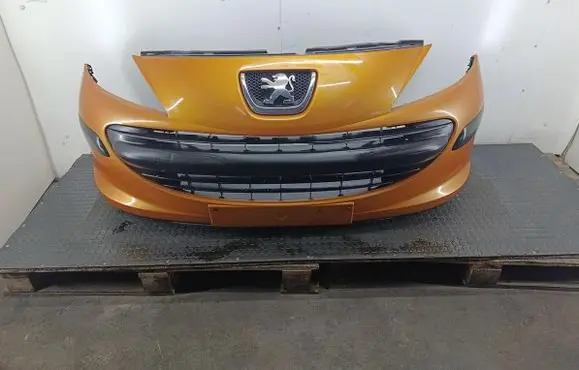 Peugeot 207 Front bumper 