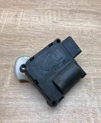 Audi A6 S6 C6 4F Air flap motor/actuator 4E0820511A 0132801359