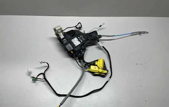 Mercedes-Benz E W238 Front door lock A0997201001 A2137605800