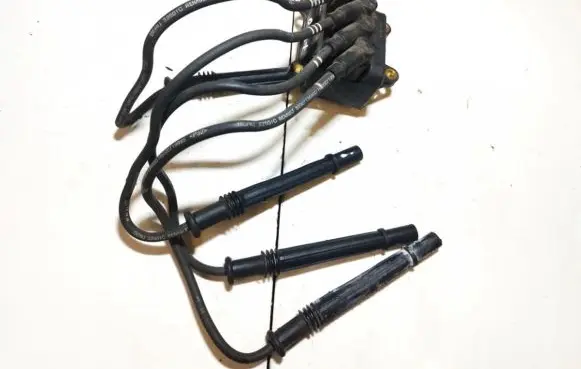 Renault Twingo II High voltage ignition coil 8200734204 77040001