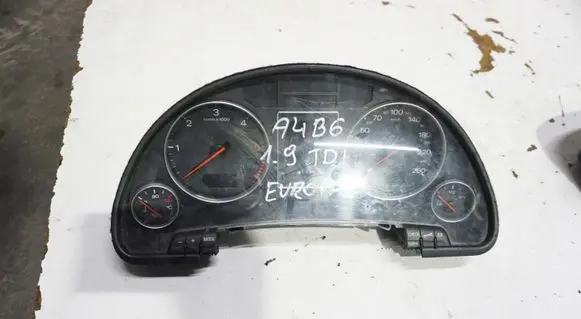 Audi A4 S4 B6 8E 8H Speedometer (instrument cluster)