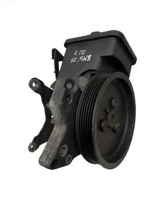 BMW X3 E83 Power steering pump 91208