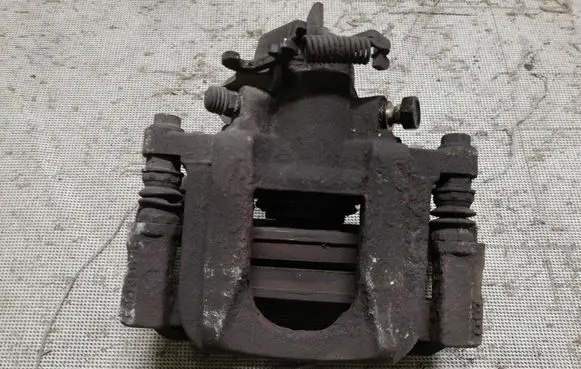 Chrysler Grand Voyager V Rear brake caliper