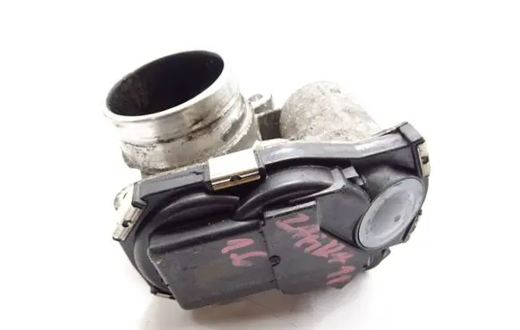 Opel Zafira C Throttle valve 55570009DB 0135A 0874F