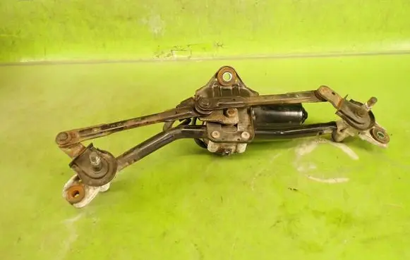 Hyundai i10 Front wiper linkage and motor