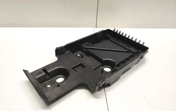Volvo XC90 Battery tray 31479351
