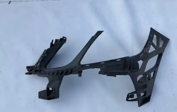 Mercedes-Benz E AMG W212 Front bumper mounting bracket A2128852165