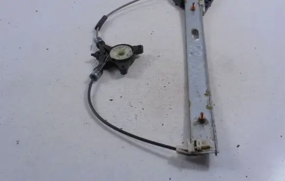 Mazda 3 I Front door window regulator with motor 