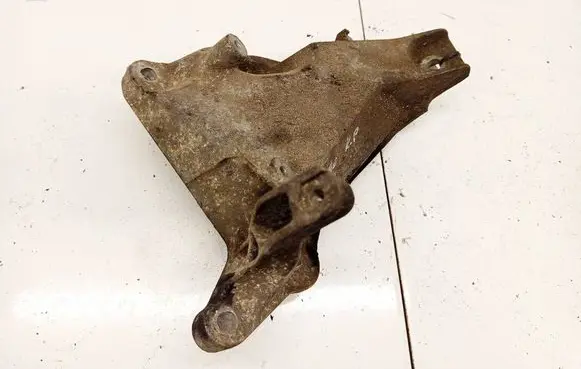 BMW 3 E90 E91 Engine mounting bracket 22116760309