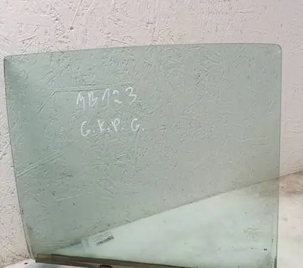 Mercedes-Benz W123 Rear door window glass 43R001057 DOT27M51AS2