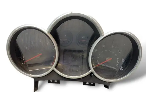Chevrolet Cruze Speedometer (instrument cluster) 94576306 688014257