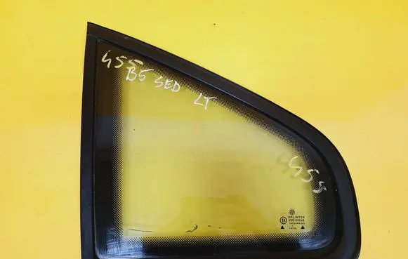 Volkswagen PASSAT B5 Rear side window 