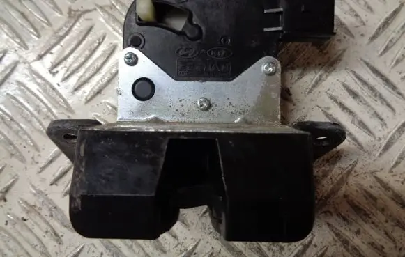 KIA Picanto Tailgate/trunk/boot lock/catch/latch