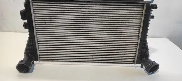 Volkswagen Golf Plus Intercooler radiator