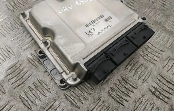 Volvo S40, V40 Engine control unit/module 30618563 8200049959