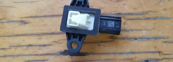 Ford B-MAX Airbag deployment crash/impact sensor DG1314C676AA