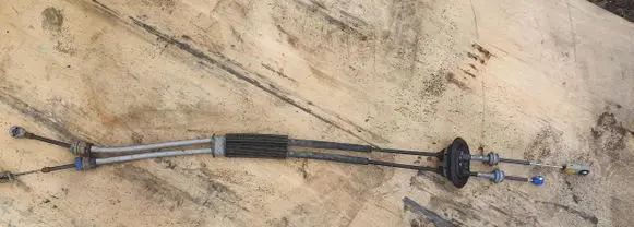 Peugeot RCZ Gear shift cable linkage 119174242