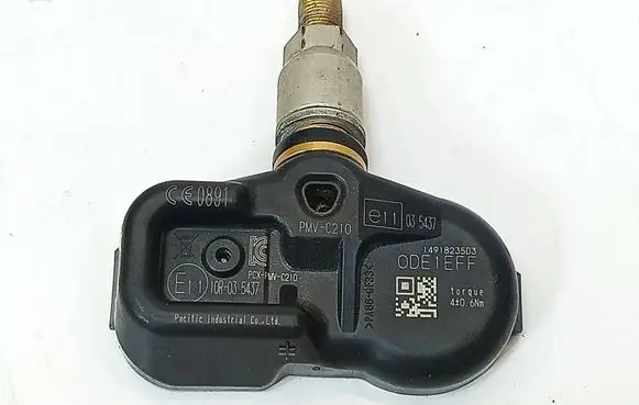 Toyota Prius (XW30) Tire pressure sensor 10R035437 P089