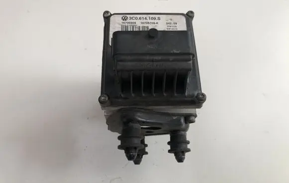 Volkswagen PASSAT B6 ABS Pump 3C0614109S