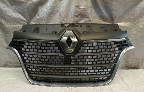 Renault Master III Front bumper upper radiator grill 623106263R