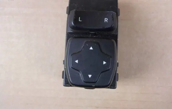 Hyundai Kona I Wing mirror switch 3K548A1000