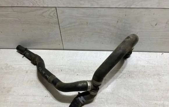 Skoda Octavia Mk3 (5E) Engine coolant pipe/hose 04l12141