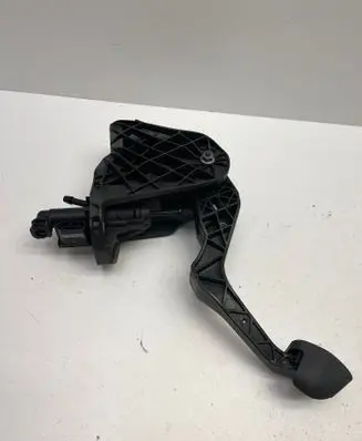 Volkswagen PASSAT B7 Clutch pedal 3C2721059BJ 3C0721388J 1K0721796K