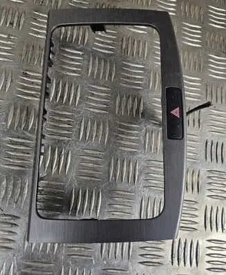 Volkswagen PASSAT B7 Radio/GPS head unit trim 3AA858069H