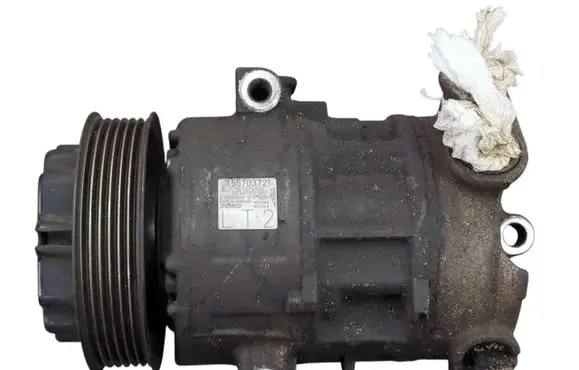 Opel Corsa D Air conditioning (A/C) compressor (pump) 55703721 5E5275400 315595319