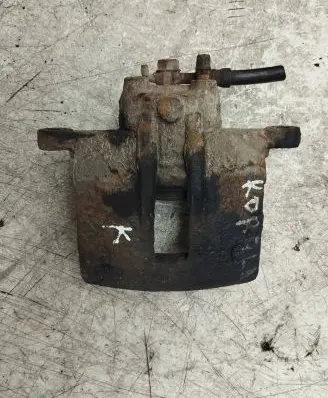 Toyota Corolla Verso AR10 Front brake caliper