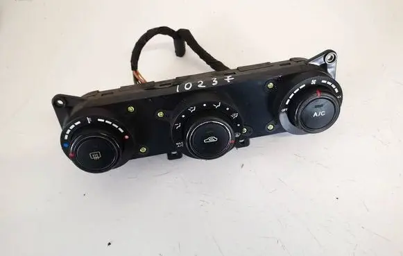 KIA Ceed Climate control unit 972501h000