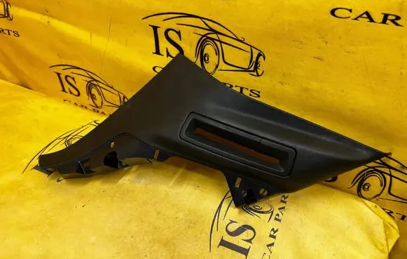 Volvo XC90 (D)pillar trim (top) 31479365 31479366