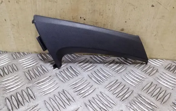 Toyota Avensis T270 Other front door trim element 7461105020