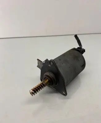 Citroen C3 Picasso Valve oil control V753390580