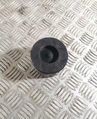 Volvo V70 Piston with connecting rod 81L123