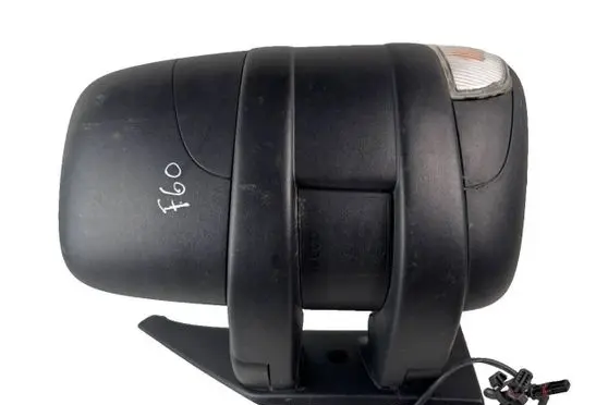 Iveco Daily 4th gen Front door electric wing mirror E9024362 3800402