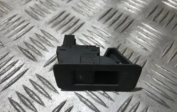 Volkswagen Touareg I Electric window control switch 7l6959851b
