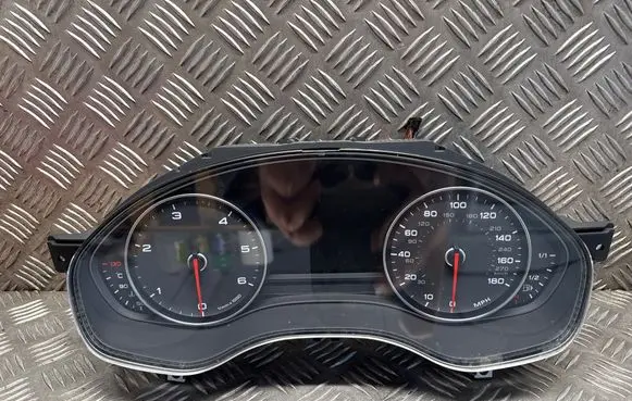 Audi A7 S7 4G Speedometer (instrument cluster) 4G8920981S 130711