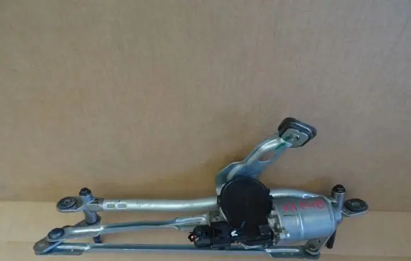 BMW X1 F48 F49 Front wiper linkage and motor