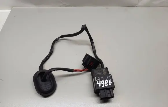 Volkswagen PASSAT CC Fuel pump relay 1K0906093K 10400400045