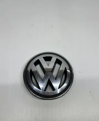 Volkswagen Jetta V Front bumper upper radiator grill 1K5853600