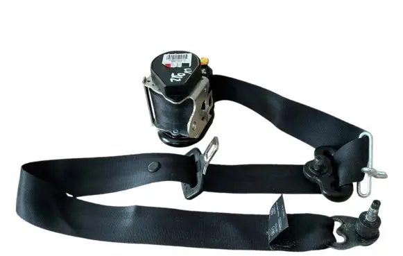 Ford Focus Front seatbelt 625756000 BM5161295AEW 625652200