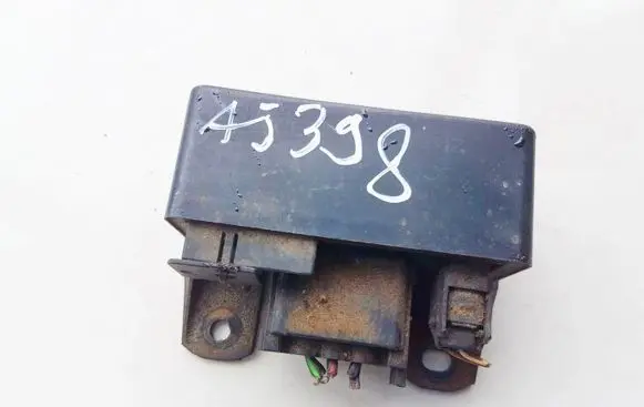 Mercedes-Benz E W210 Coolant fan relay 