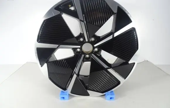 Audi Q4 e-tron Original wheel cap 89A601025S