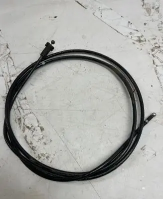 Volkswagen Golf III Engine bonnet/hood lock release cable 1H1823531