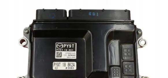 Mazda 3 I Engine control unit/module PY9T188K2A