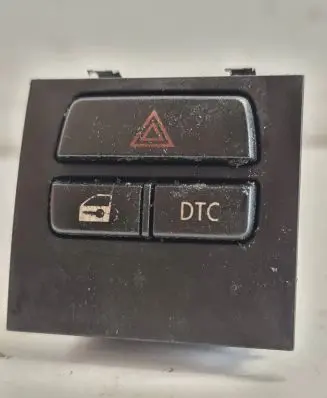 BMW 3 E90 E91 Hazard light switch 6945653 6131