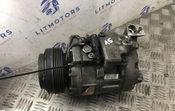 BMW 7 E38 Air conditioning (A/C) compressor (pump) 8281233 64528281233