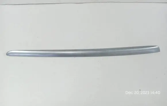 Mercedes-Benz GL X164 Front door trim bar A1647200522