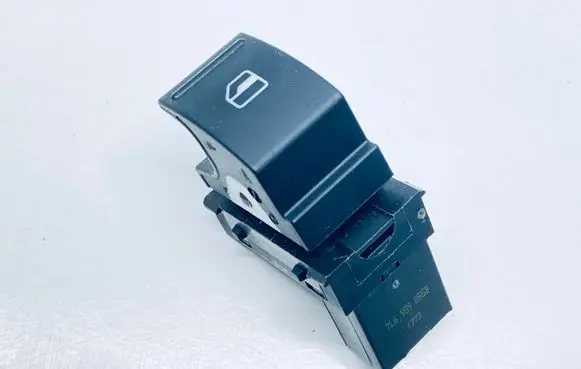 Volkswagen Jetta VI Electric window control switch 7L6959855B